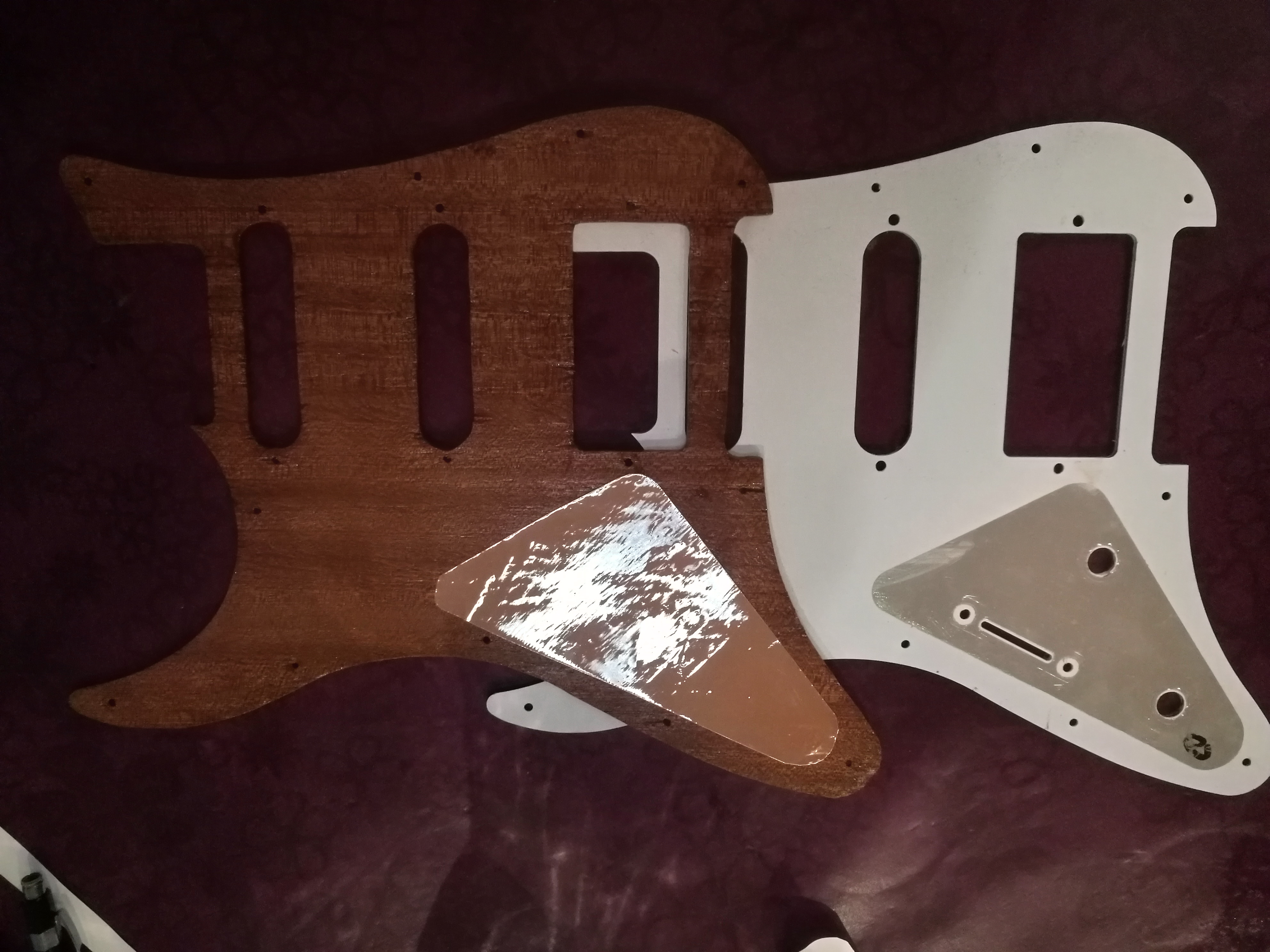 Modification d'une Yamaha Pacifica Pour Stéphane N...