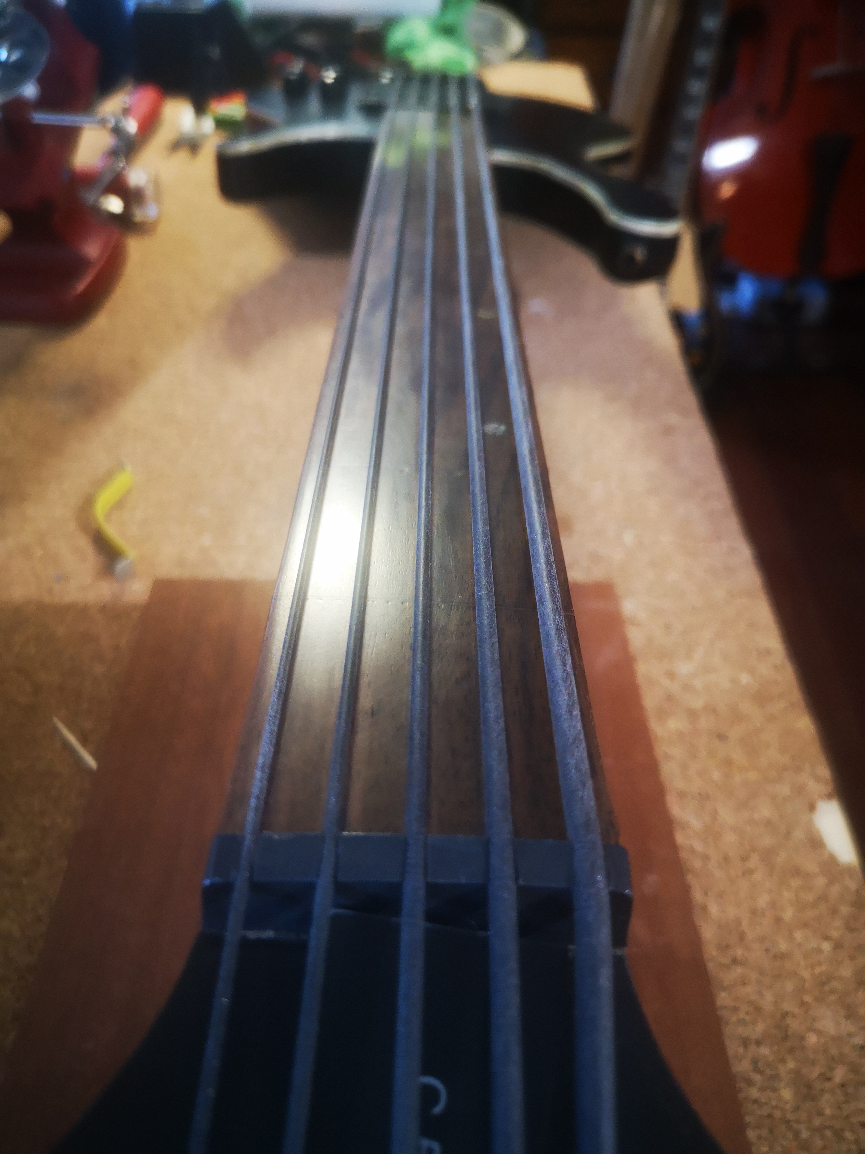 Restauration D'une Cort C5 Fretless