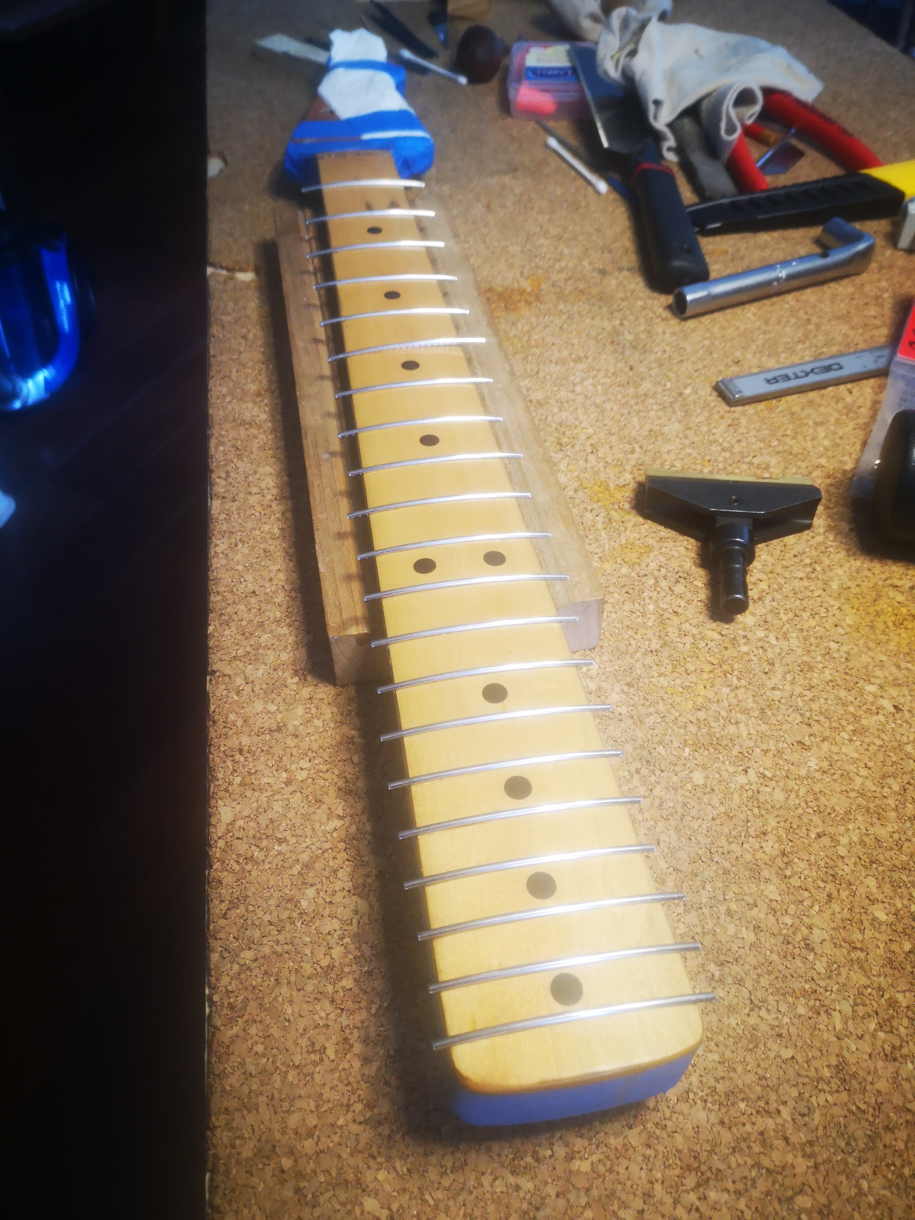 Restauration & modifications sur une LAG RockLine des années 1990
