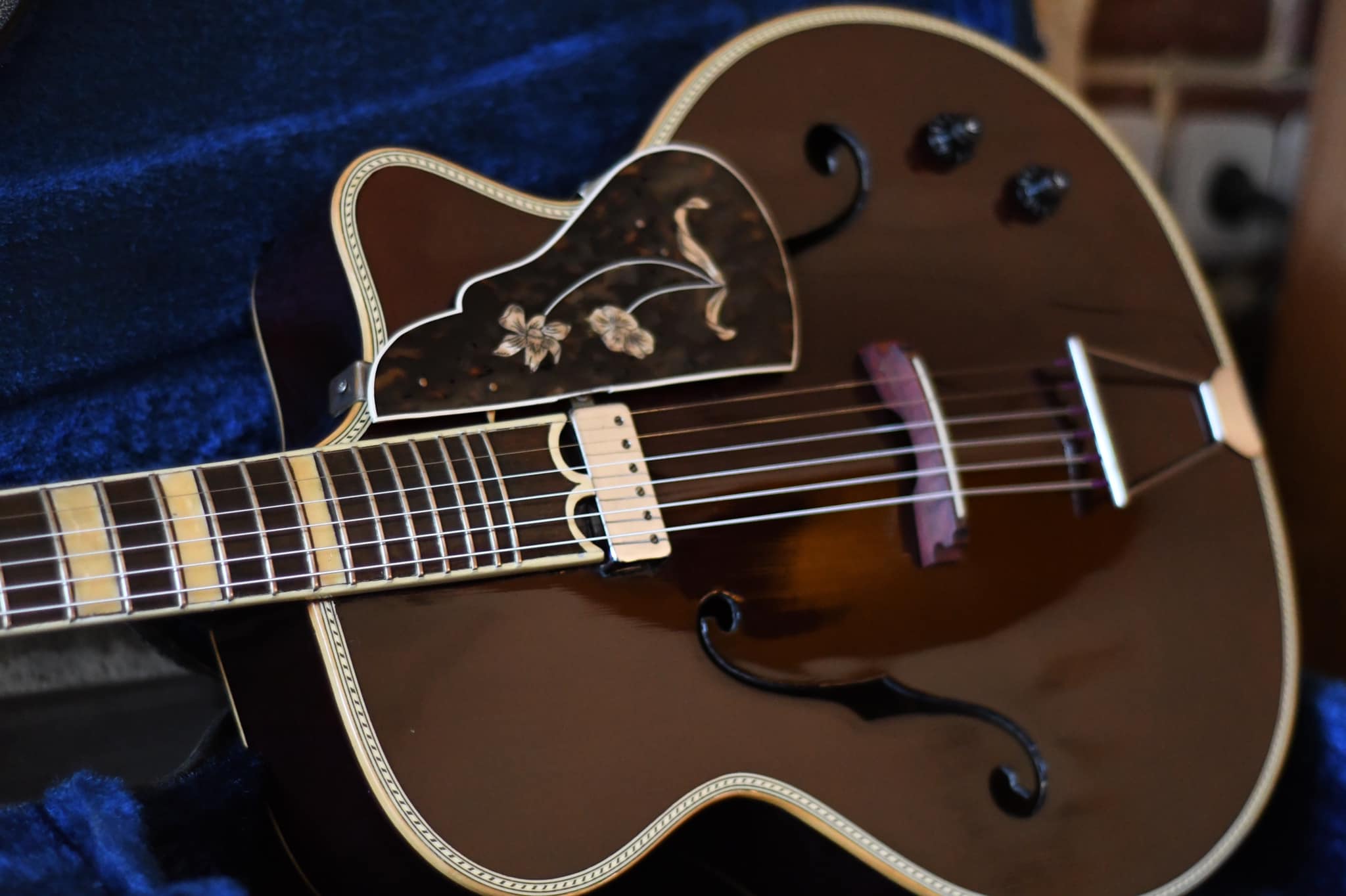 Restauration d'une ArchTop "René Jérôme" de 1949